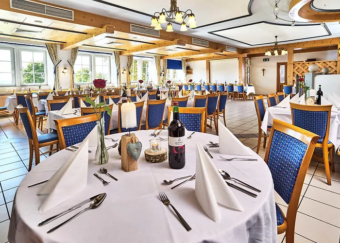 Escherich Hotel 3*